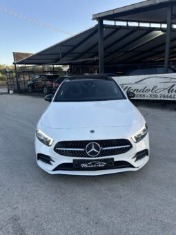 
										Mercedes A180D AMG nigth edition  premium full									