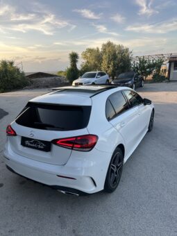 
										Mercedes A180D AMG nigth edition  premium full									