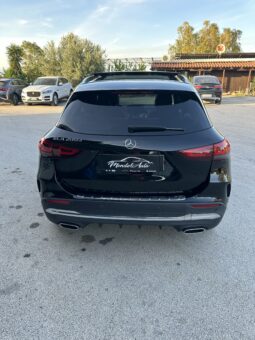 
										Mercedes a benz GLA 200D AMG premium full									