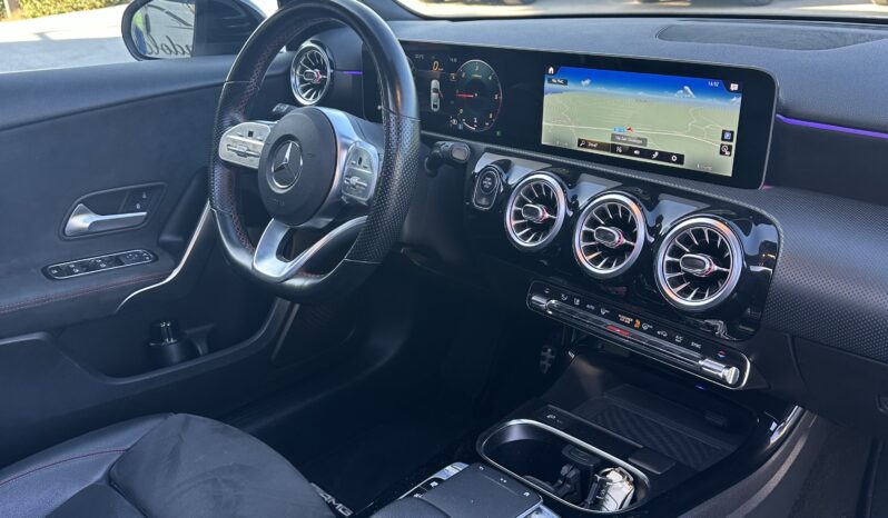 
								Mercedes A180 AMG  Sedan full									