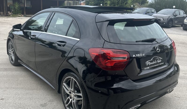 
								Mercedes A180 AMG premium full									