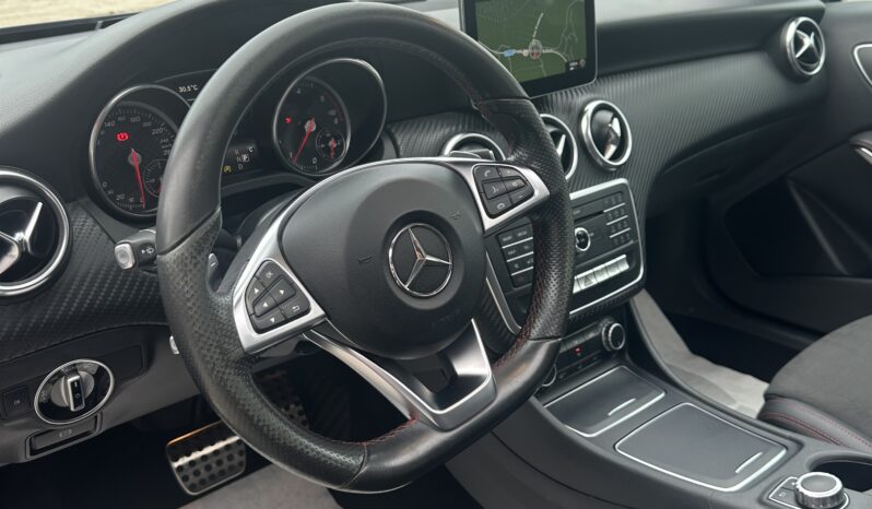 
								Mercedes A180 AMG premium full									