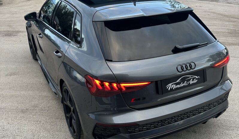 
								Audi RS3 Sportback 2.5 TSFI 400cv full									