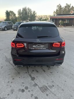 
										Mercedes benz GLC 300 4 matic  AMG full									