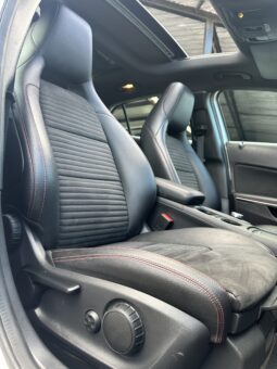 
										Mercedes GLA 200D AMG premium plus full									