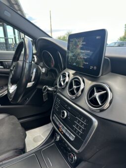 
										Mercedes GLA 200D AMG premium plus full									