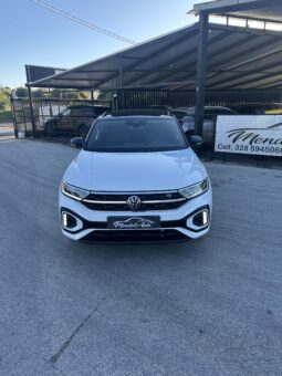 
										Volkswagen T-Roc R-Line 2.0 150cv full									