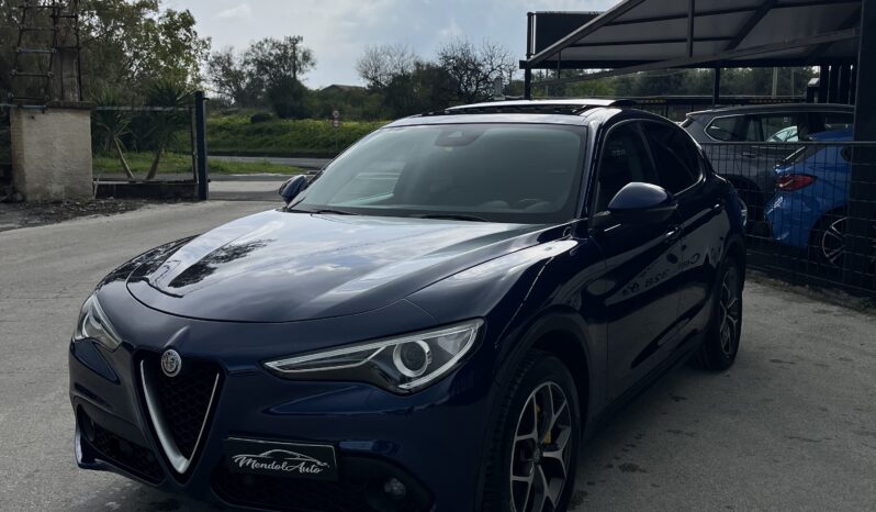 
								Alfa Romeo Stelvio Q4 2.2cc 210cv full									