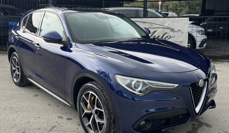 
								Alfa Romeo Stelvio Q4 2.2cc 210cv full									