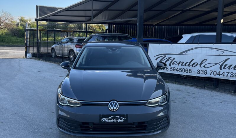 
								Volkswagen golf 8 2.0 116cv SCR style full									